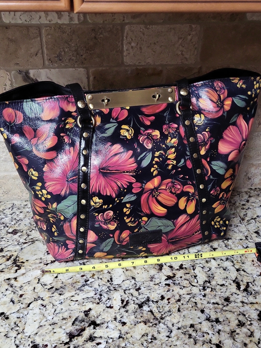 Patricia Nash Benvenuto Tote Tropical Escape - Picture 3 of 12